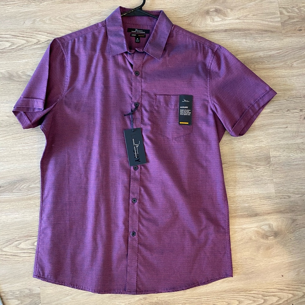 Marc Anthony short sleeve
